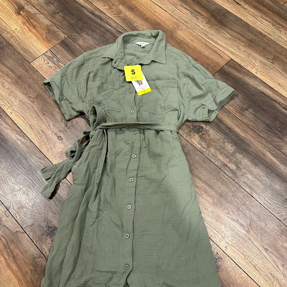 Women's dress